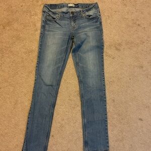 Aeropostale Blue Skinny Jeans with Classic Style